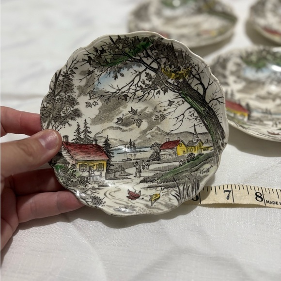 Vintage Set of 5 Friendly Village Saucers - Picture 3 of 7